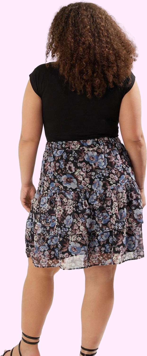 Kadın Büyük Beden Şifon Dokuma Mini Etek Çok Çiçek Desenli Rahat Günlük Stil Modern Tasarım