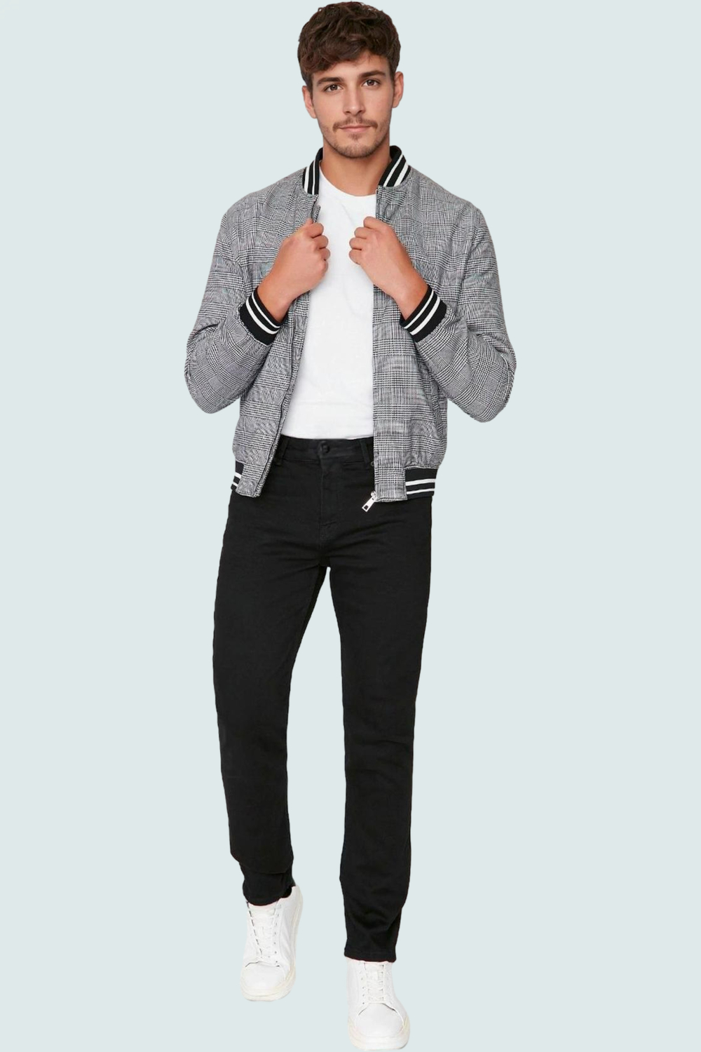 Erkek Pamuklu Denim Pantolon Slim Fit Dar Paça Koleksiyonu Yaz Aylarının Vazgeçilmezi