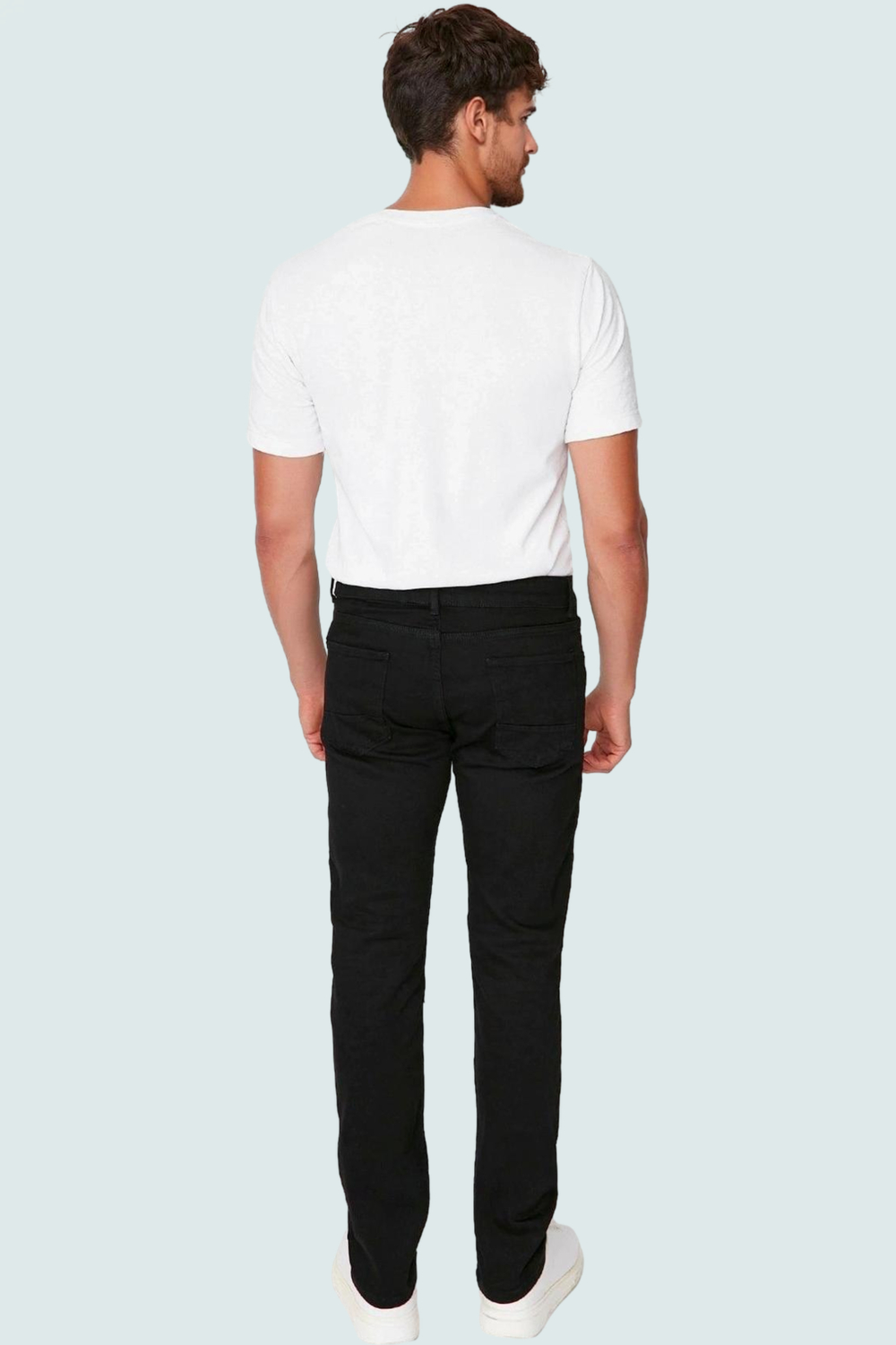 Erkek Pamuklu Denim Pantolon Slim Fit Dar Paça Koleksiyonu Yaz Aylarının Vazgeçilmezi