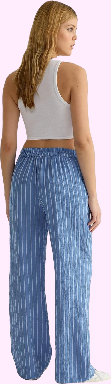 Kadın Çizgili Wide Leg Pantolon Rahatlık ve Şıklık Bir Arada Günlük Kombinler İçin Hafta Sonu