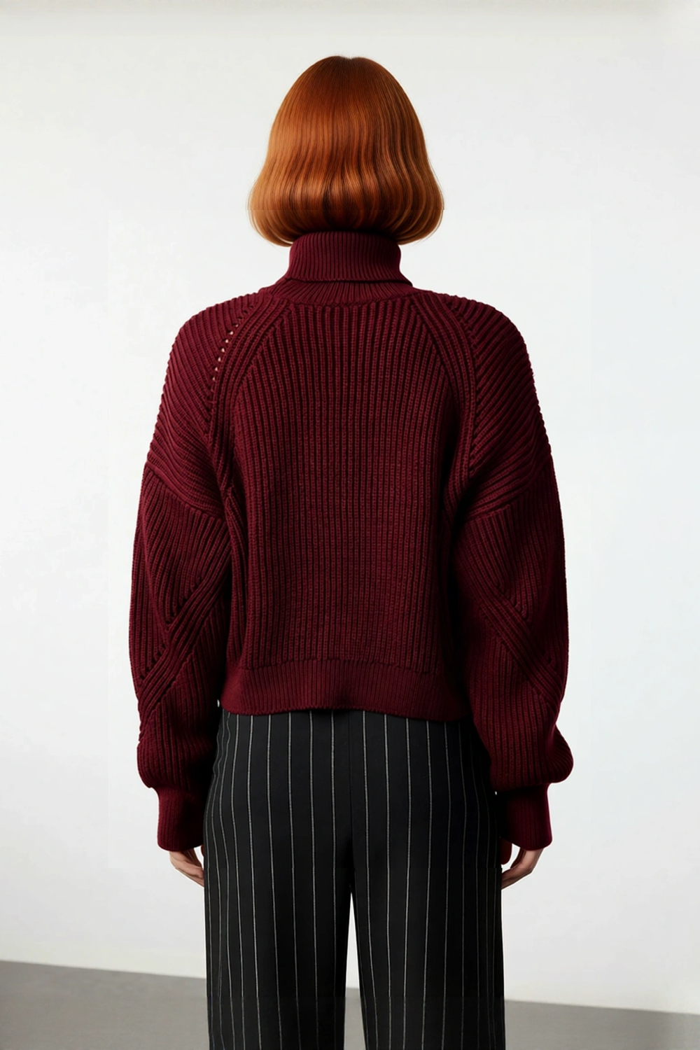 Şık Kadın Oversize Düz Bordo Balıkçı Yaka Crop Kesim 100% Akrilik Kışlık Triko Kazak Kaliteli