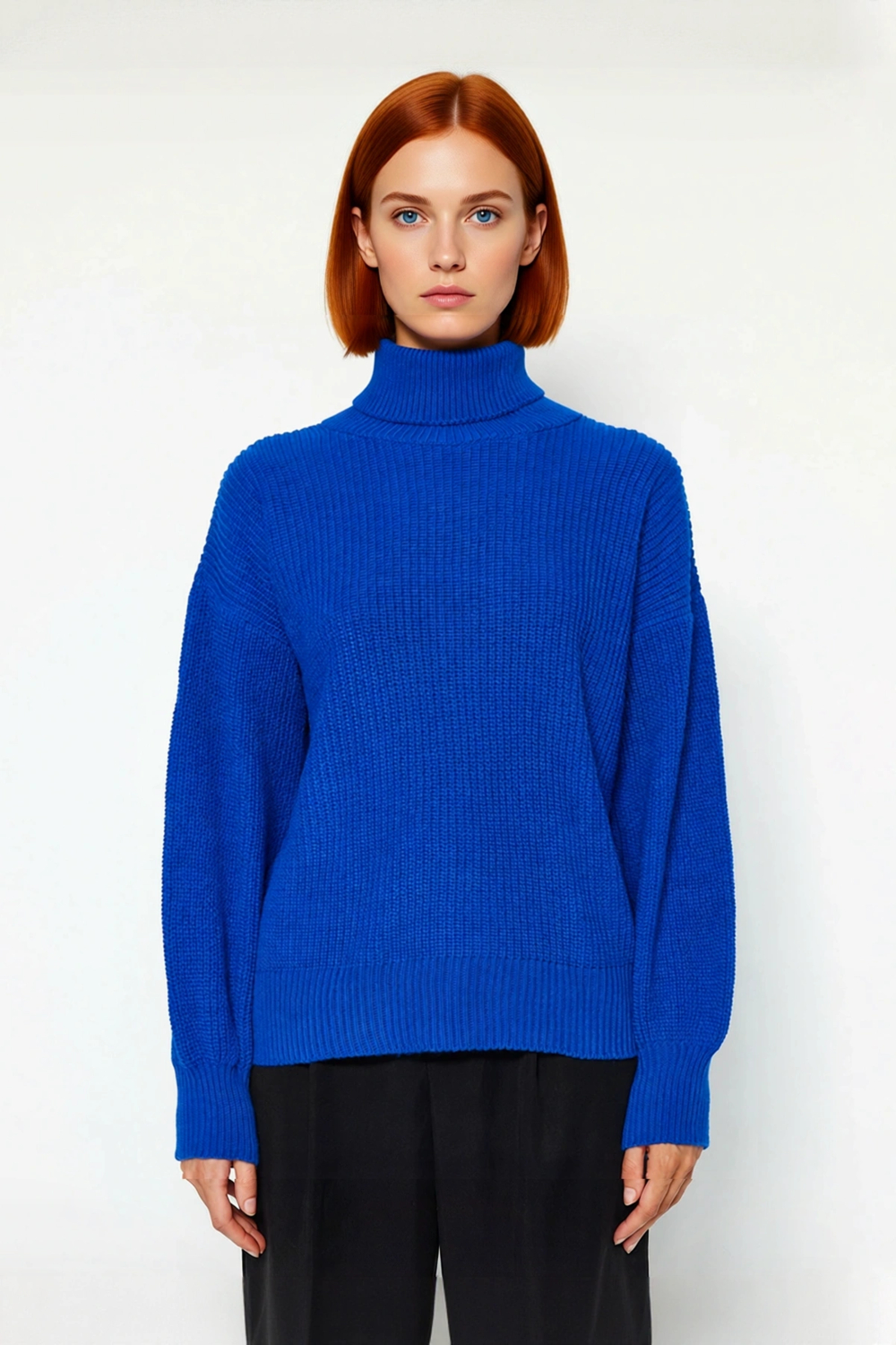 Kadın Basic Oversize Canlı Mavi Akrilik Balıkçı Yaka Uzun Kollu Triko Kazak Kışlık Kombinlerin