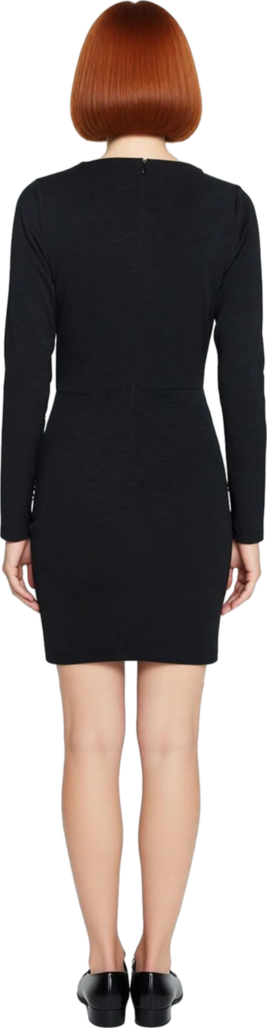 Kadın Şık Bodycon Mini Elbise Uzun Kollu Kayık Yaka Asimetrik Drape Detayları ile Modern Görünüm