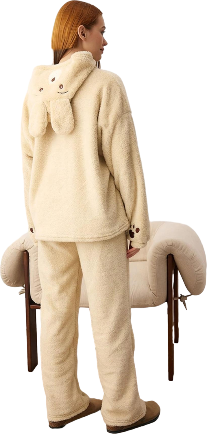 Kadın Kapüşonlu Peluş Pijama Takımı Fonksiyonel Dayanıklı Kaliteli Konforlu Estetik Modern