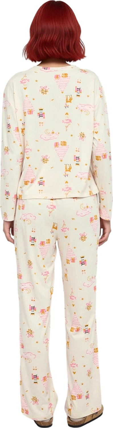 Kadin Yılbaşı Desenli Konforlu Pijama Takımı Fonksiyonel Dayanıklı Kaliteli Estetik Modern