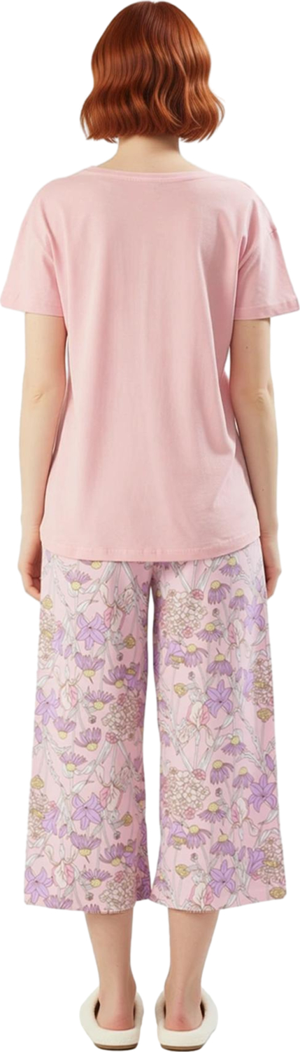 Kadın Çiçek Desenli Kapri Pijama Takımı Fonksiyonel Dayanıklı Kaliteli Konforlu Estetik Şık