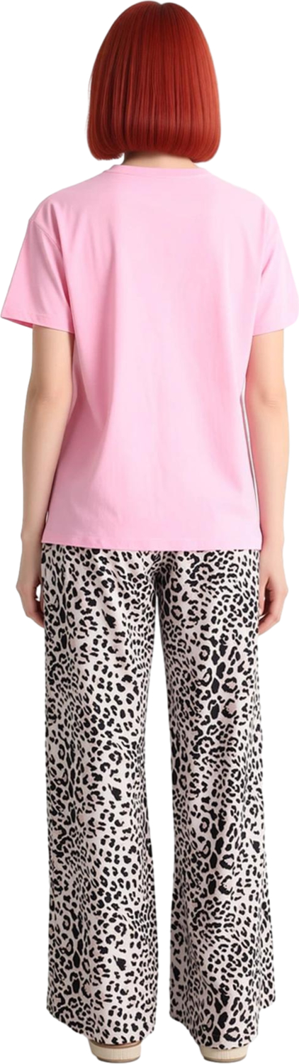 Kadın V Yaka Leopar Desenli Pijama Takımı Fonksiyonel Dayanıklı Kaliteli Konforlu Estetik Şık