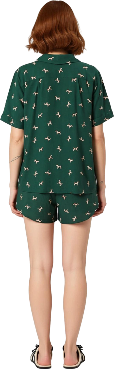 Kadin Koyu Yesil Hayvan Desenli Gömlek Sirt ve Sirt Short Pijama Takımı Fonksiyonel Modern