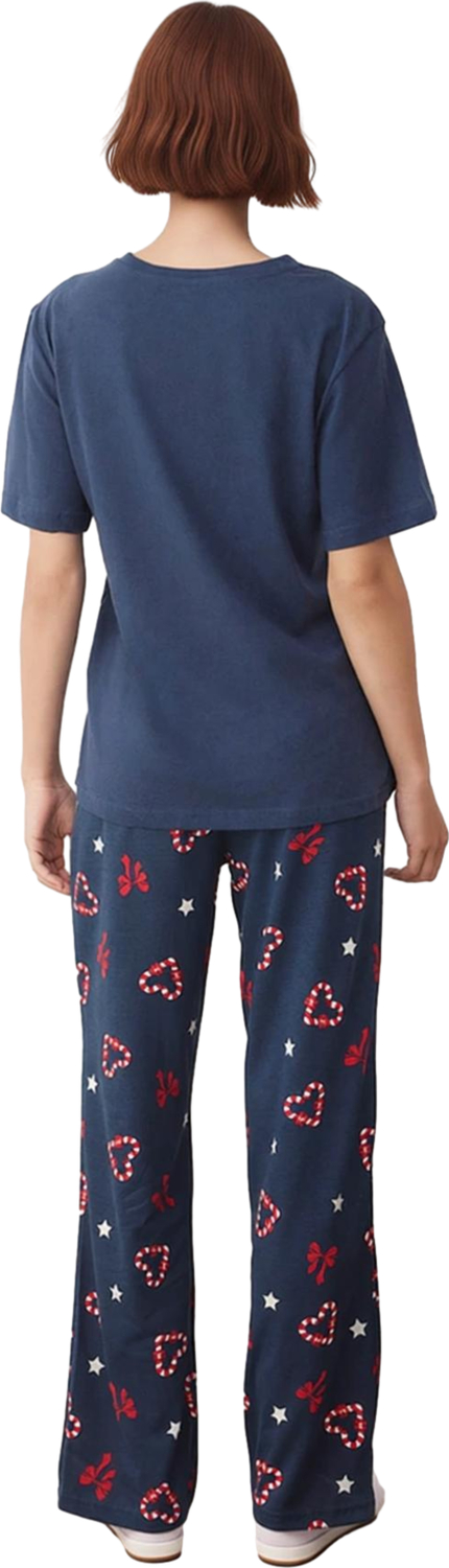 Kadın Kışlık Kalpli Pijama Takımı Fonksiyonel Dayanıklı Kaliteli Konforlu Estetik Premium Şık