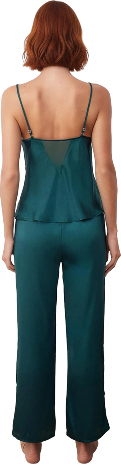 Kadın Saten İnce Askılı V Yaka Pijama Takımı Zümrüt Fonksiyonel Dayanıklı Kaliteli Estetik