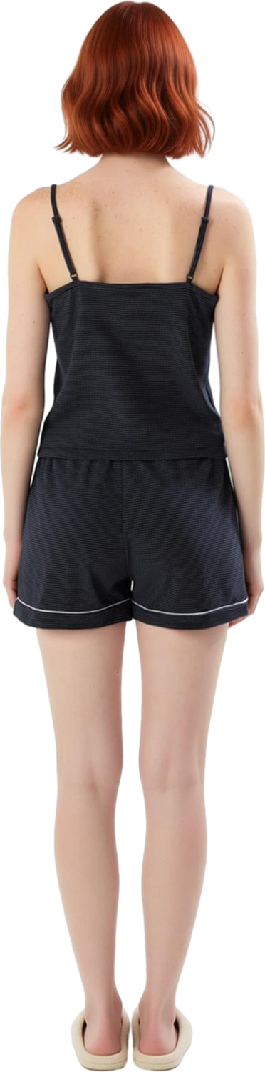 Kadın Çizgili İnce Askılı Pijama Takımı Fonksiyonel Dayanıklı Kaliteli Konforlu Estetik Şık