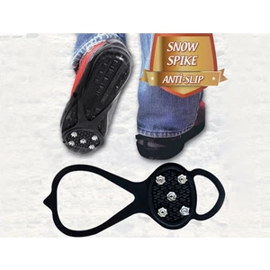 Toptancı Kapında Karpatik Kayma Önleyici Ayakkabı Aparatı