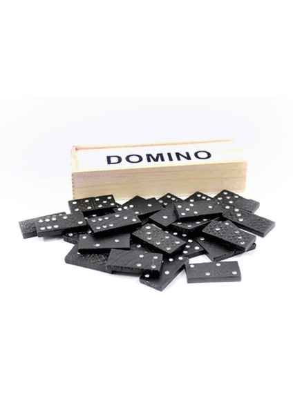 Toptancı Kapında Ahşap Domino Seti