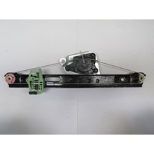 BMW 1 SERI- E87- 04/11 ARKA CAM KRİKOSU R ELEKTRİKLİ/MOTORSUZ