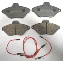 Citroen XANTIA- 93/98 ÖN FREN BALATASI KABLOLU (DİSK)(130,8X68,8X15,3)(BRAMAX)