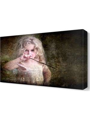 Dekor Sevgisi Sarışın Kız Tablosu 45x30 cm