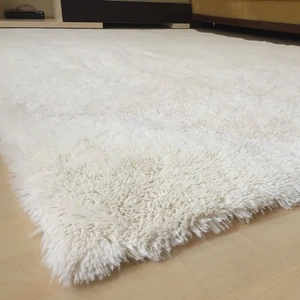 Tavşan Tüyü Post Peluş Yıkanabilir Kaymaz Taban Halı  Krem