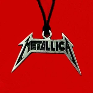 Metallica Kolye
