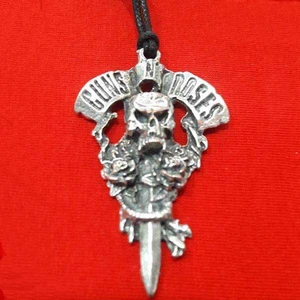 Gunsn Roses Kolye 4