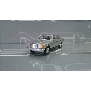 Mercedes E250 Metal Araba