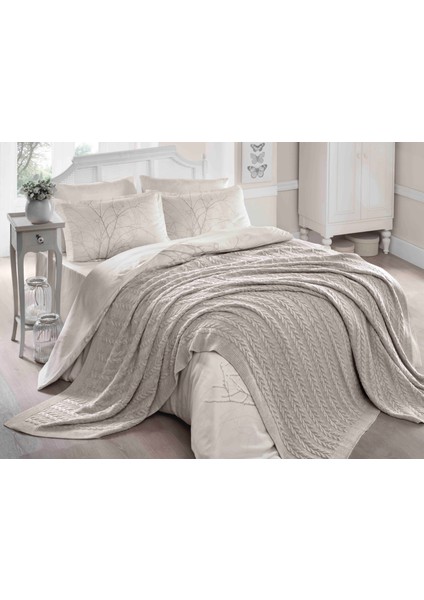 Çift Kişilik Akrilik Örgü Battaniye