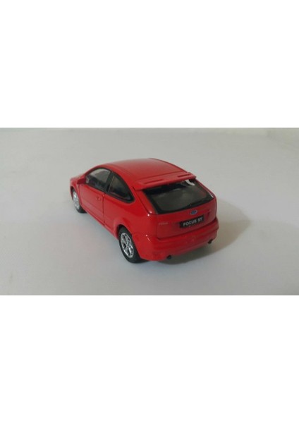 1:36 Ford Focus St Metal Araba Kırmızı fiyatları