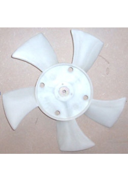 Nissan PICK UP- 720- 83/85 FAN KANADI 5KANAT