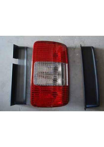 VOLKSWAGEN CADDY- 04/10 STOP LAMBASI R KIRMIZI/BEYAZ (BAGAJ KAPAĞI YUKARI AÇILIR TİP)(FAMELLA)