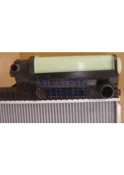 BMW 5 SERI- E39- 01/03 SU RADYATÖRÜ MANUEL (PLASTİK KAZAN) ALÜMİNYUM 2SIRA PETEK 52.5/44 (TOMSUN)