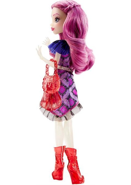 Okulunda İlk Gün Acayip Bebekleri Arı Hauntington modelleri