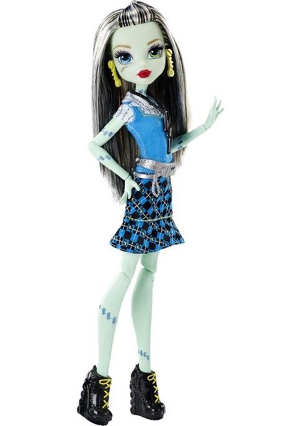 Okulunda İlk Gün Acayip Bebekleri Frankie Stein