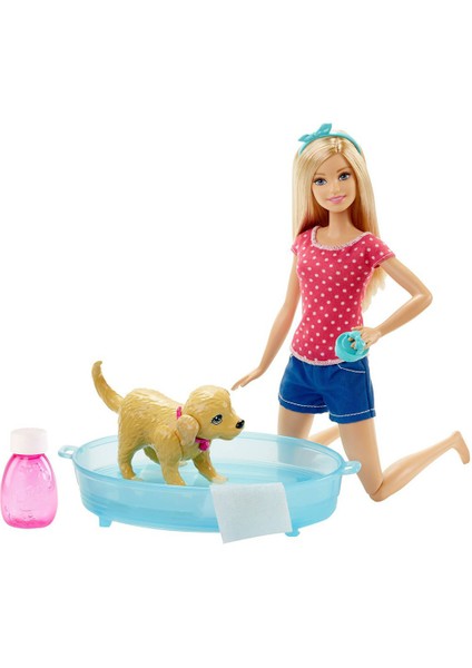 Ve Köpekçik Banyo Keyfi