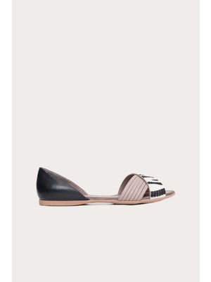 Bueno Shoes Gri Siyah Deri Kadın Düz Sandalet