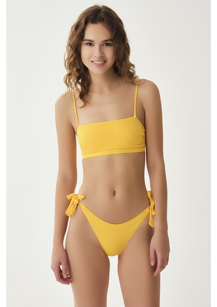 Sarı Bağcıklı Bikini Altı