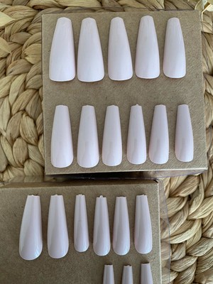 SYBELLE KOZMETİK 20 Adet Şampanya Balerin Takma Tırnak