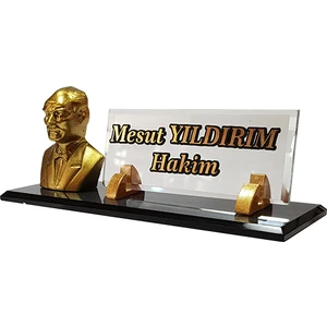 M542 İsme Özel Ata Masaüstü İsimlik Gold