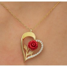 Takıhan Altın Kaplama Kalp Içinde Gül Detaylı 925 Ayar Gümüş Kolye Gold