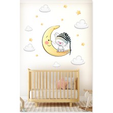 Sticker Sepetim Ayda Uyuyan Yavru Kedicik Yıldızlar ve Bulutlar Çocuk Odası Duvar Sitcker