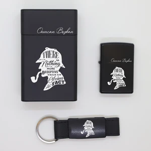 Ada Lazer Kişiye Özel Sherlock Holmes Metal Sigara Kutusu, Zippo Çakmak ve Anahtarlık Seti