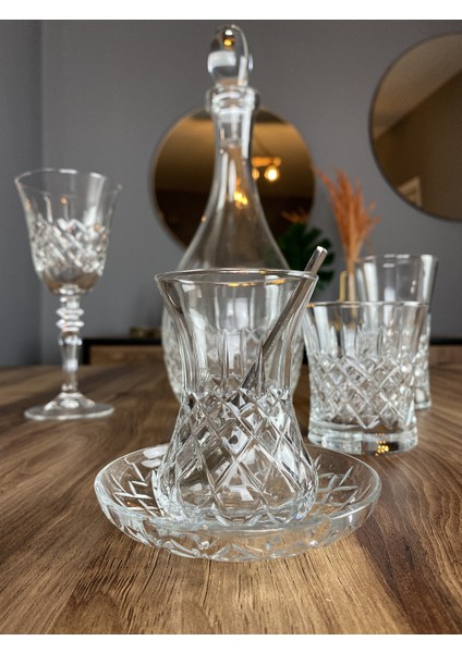 6 Kişilik Dekorlu Cam Su Takımı 31 Parça fırsatları