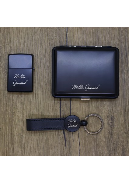 Kişiye Özel Sherlock Holmes Metal Tabaka, Zippo Çakmak ve Anahtarlık Seti