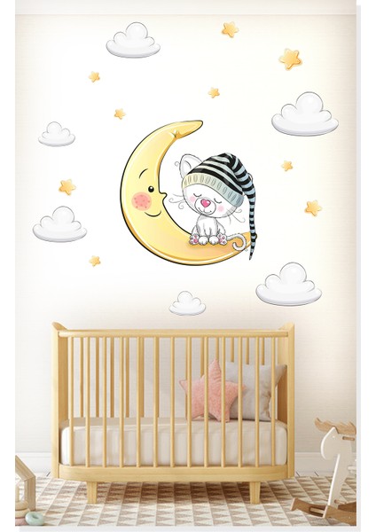 Ayda Uyuyan Yavru Kedicik Yıldızlar ve Bulutlar Çocuk Odası Duvar Sitcker