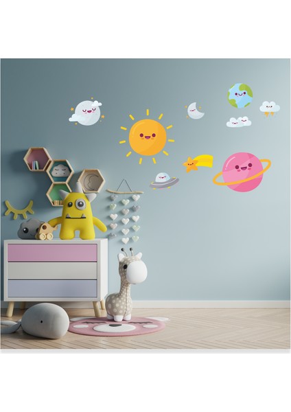 Sevimli Güneş Gezegenler Yıldızlar Dünya Ay ve Bulutlar Çocuk Odası Sticker