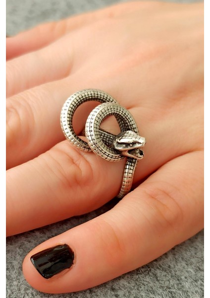 Antik Gümüş Kaplama Kızgın Yılan Şekilli El Yapımı Ayarlanabilir Yüzük modelleri