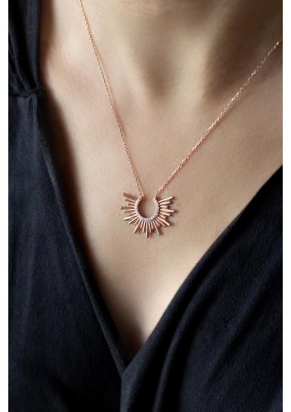 Beyaz Taşlı Mutluluk Güneşi Kolye-Rose fiyatları