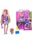 Ekstra Bebek / Kürklü Kolları ve Evcil Hayvan Oyuncak Ayı ile Üniversite Ceketli Barbie 1