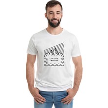 Qivi Lets Go Camping Dağ Baskılı Beyaz Erkek Örme Tshirt