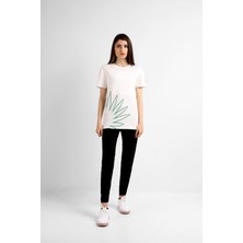 Layyagosta Kadın Sıfır Yaka T-Shirt