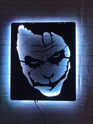 MF Tasarım Rgb Kumandalı Joker LED Işıklı Ahşap Mdf Dekoratif Tablo 50 x 30