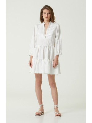 Network Regular Fit Beyaz Pili Detaylı Mini Elbise